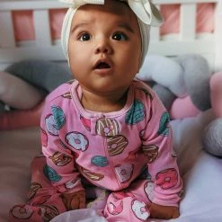 Gerber® BabyPreemie - 24M Baby Donuts Sleep 'N Play