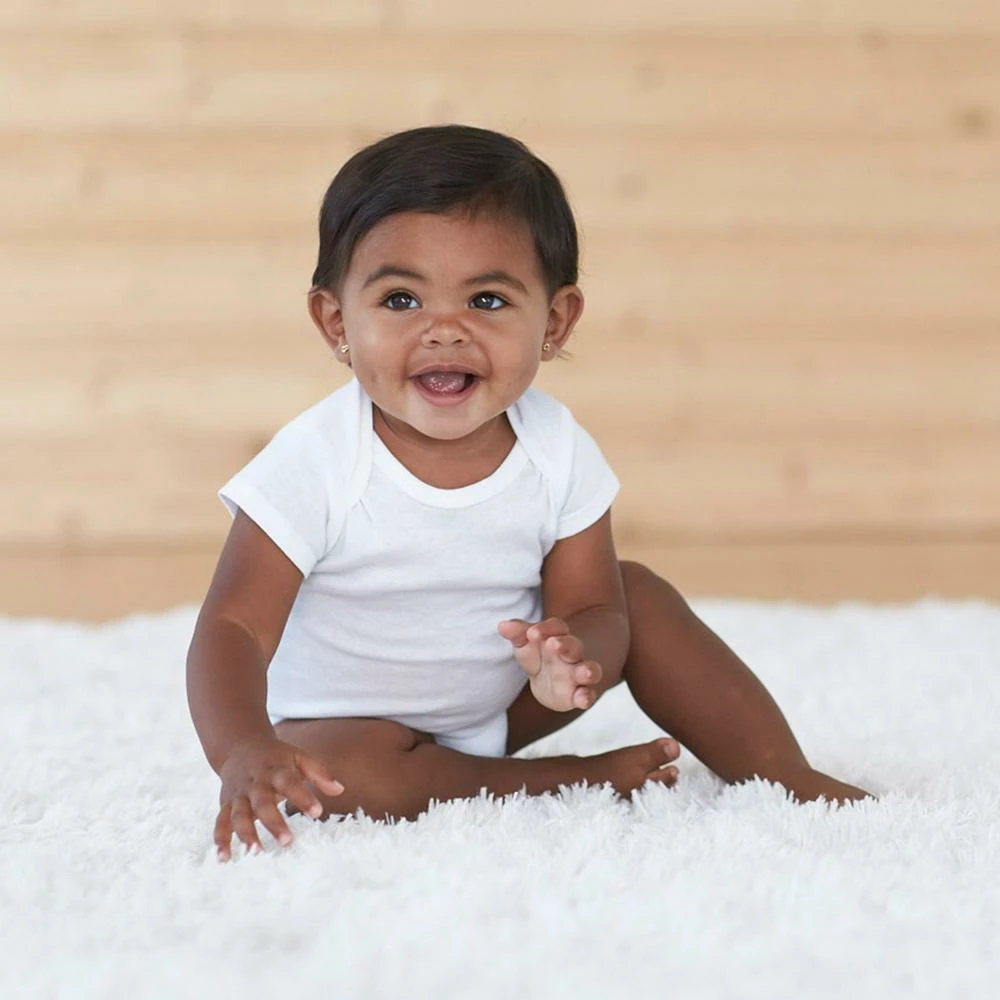 Promo 🧨 Gerber® 5-Pack White Short Sleeve Onesies® Bodysuits 😀 2 Gerber® 5-Pack White Short Sleeve Onesies® Bodysuits