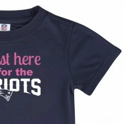 NFL New England Patriots Girls Short Sleeve Tee Shirt